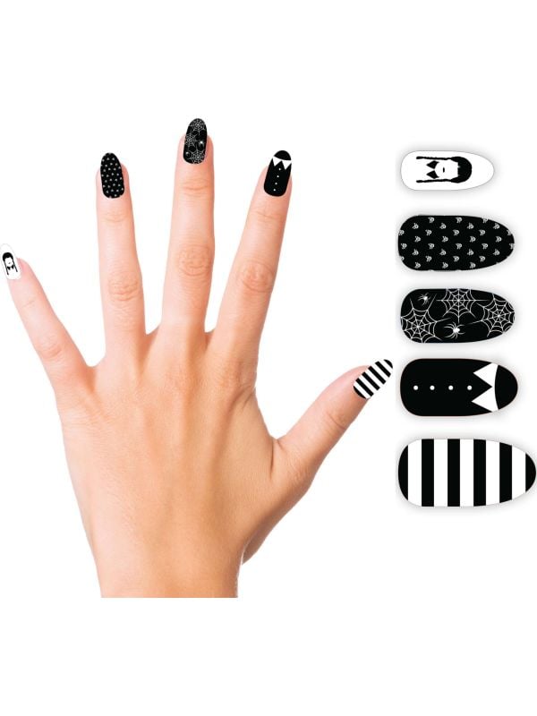 Gothic girl nep nagels halloween