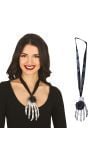 Schedelhand met zwarte bloem ketting