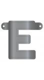 Banner letter E metallic zilver