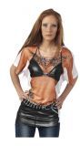 Vrouwelijk biker shirt met tatoeages