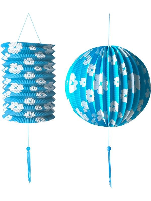 Blauwe papieren bal en lampion