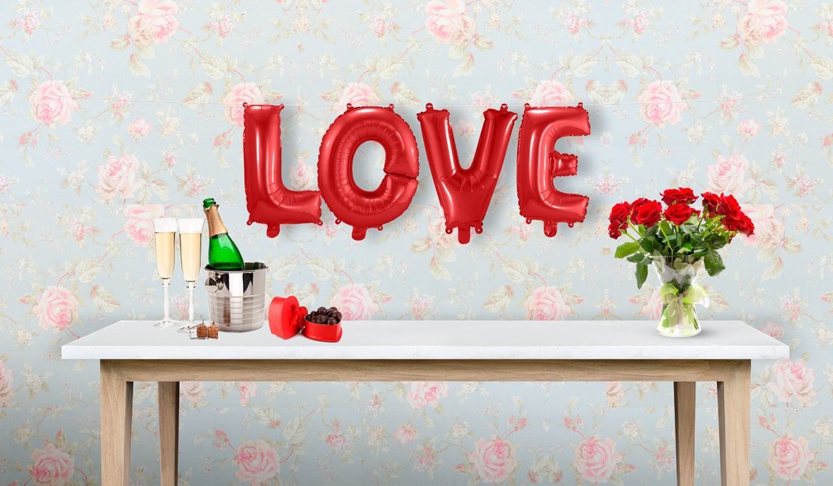 Folieballon letters love valentijnsdag