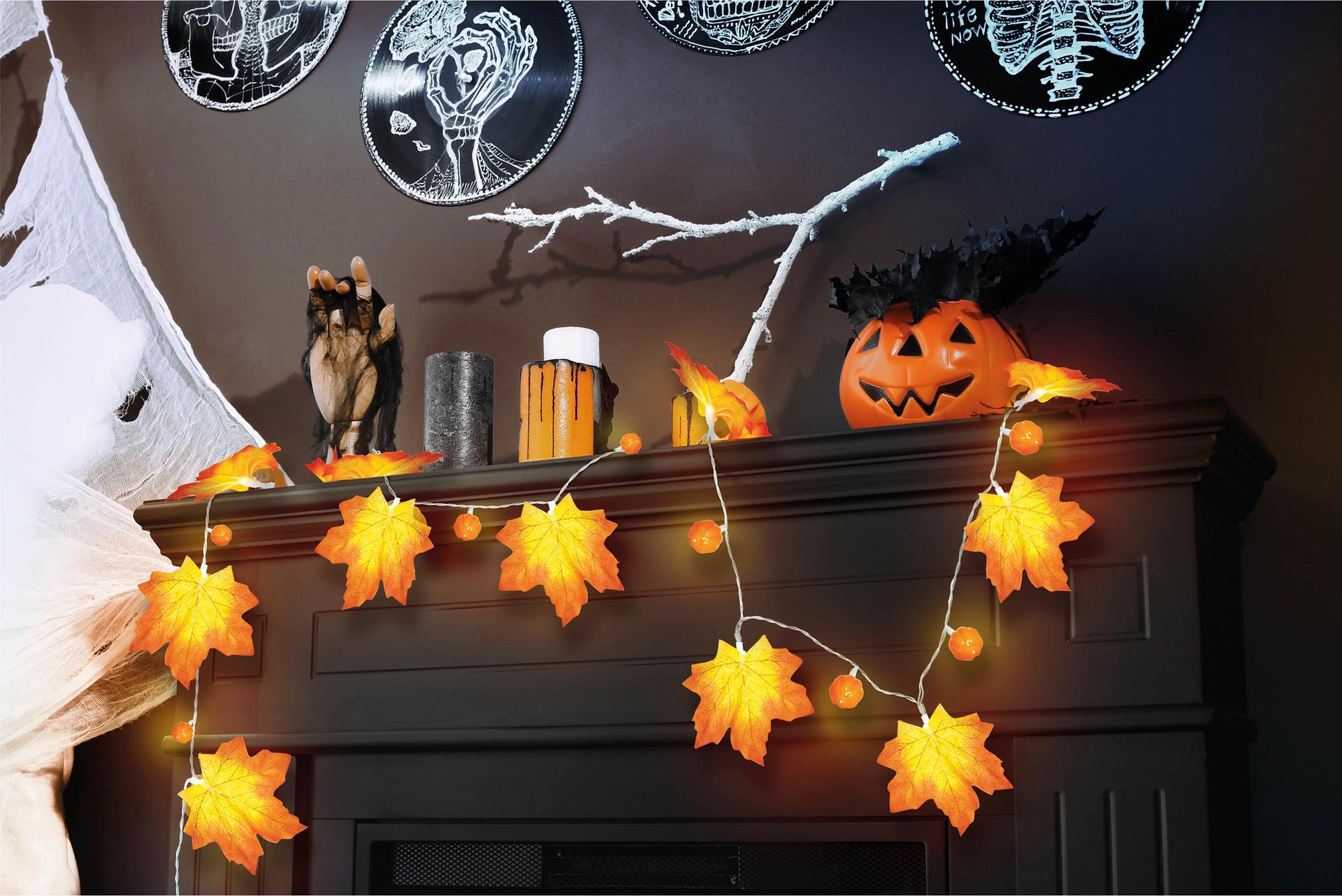 Lichtslinger 20 LED lampjes oranje pompoen bladeren 315 cm halloween