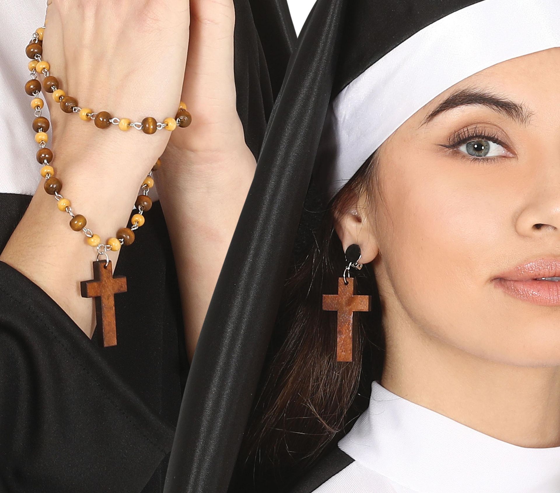 Non Sieraden Set Rozenkrans en Oorbellen