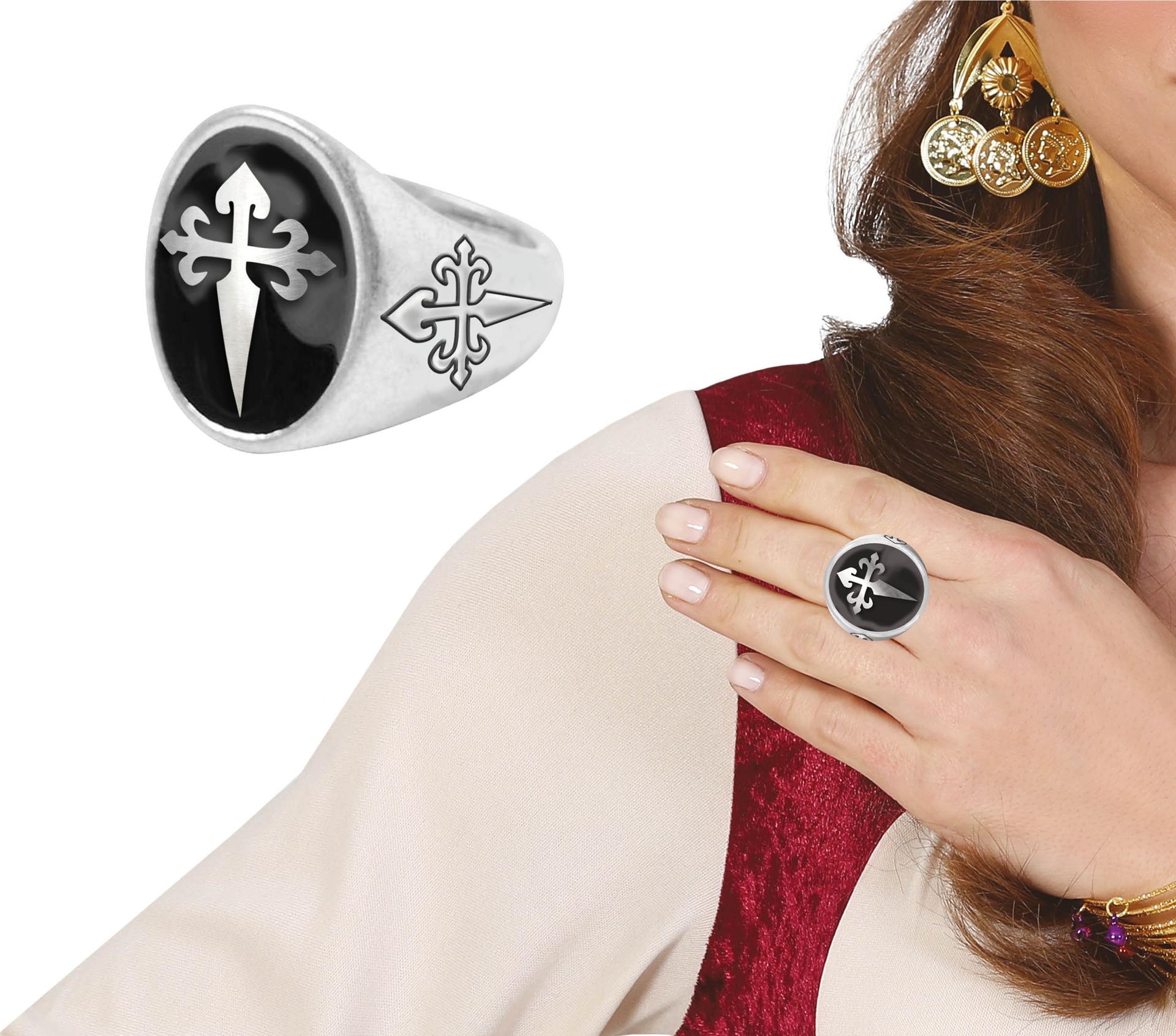 Zilveren ring met heilig kruis